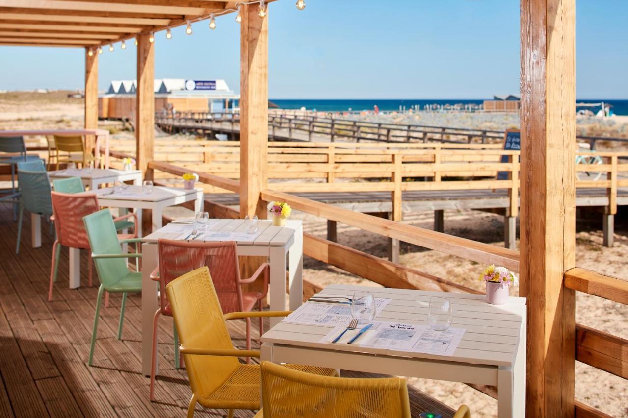 วีลา วีตา ปาร์ก รีสอร์ต แอนด์ สปา Hotel อาร์มาซอง เด เปรา ภายนอก รูปภาพ Beach bar in Israel