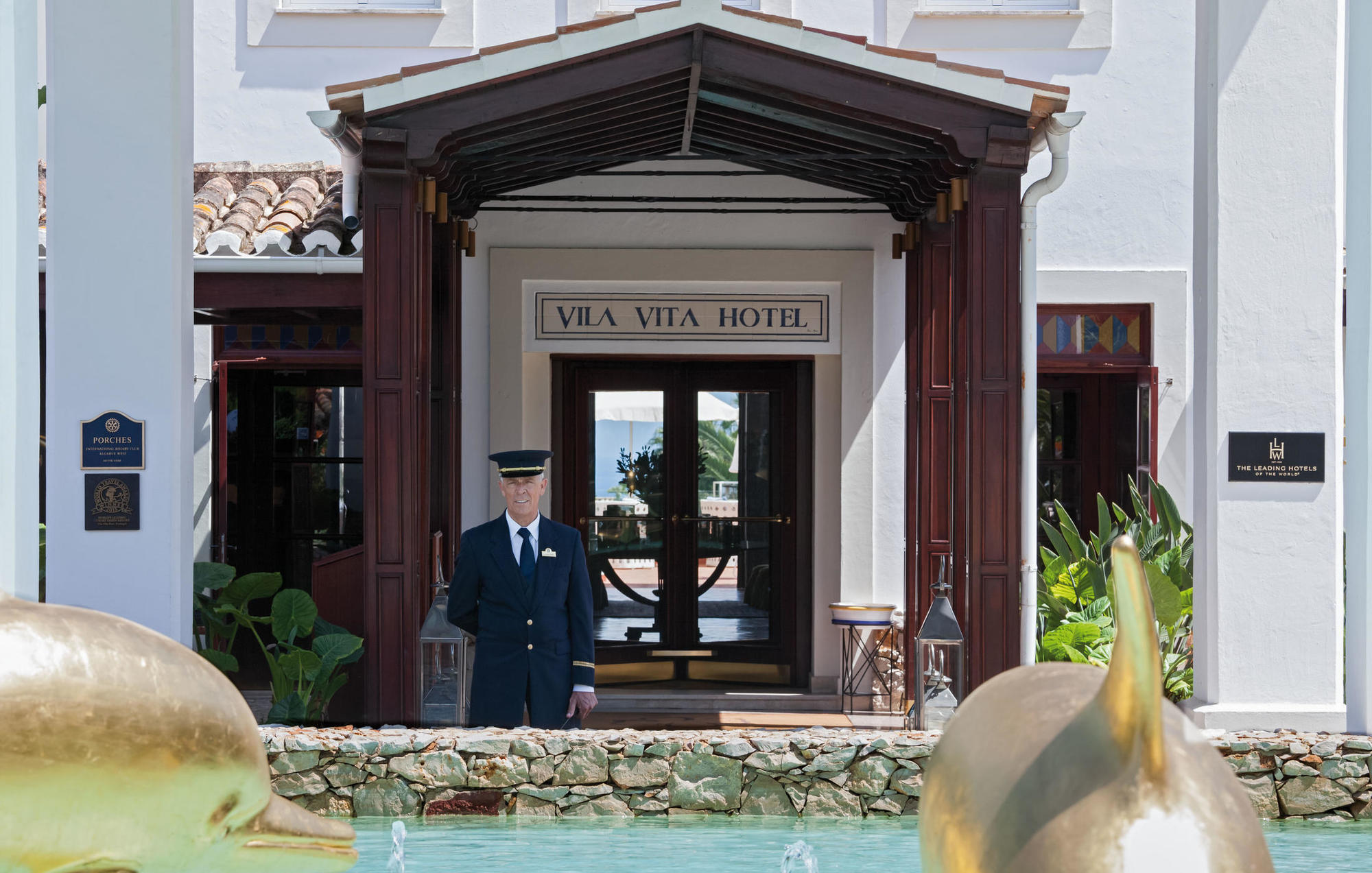 วีลา วีตา ปาร์ก รีสอร์ต แอนด์ สปา Hotel อาร์มาซอง เด เปรา ภายนอก รูปภาพ Entrance to the hotel